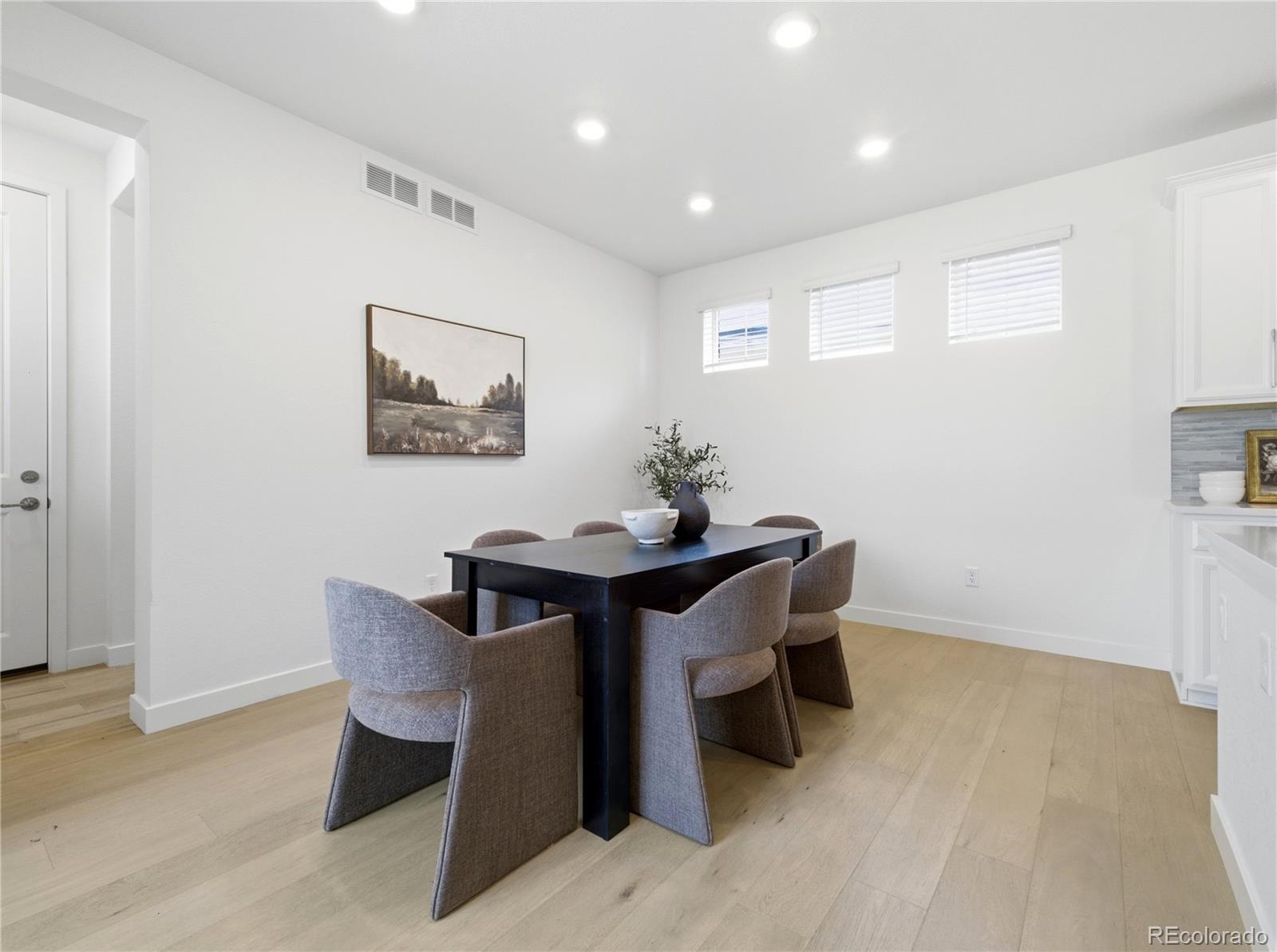 MLS Image #9 for 9989 e 62nd avenue,denver, Colorado