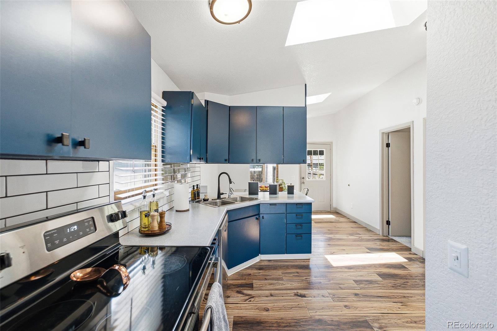 MLS Image #6 for 263 s fetzer street,byers, Colorado