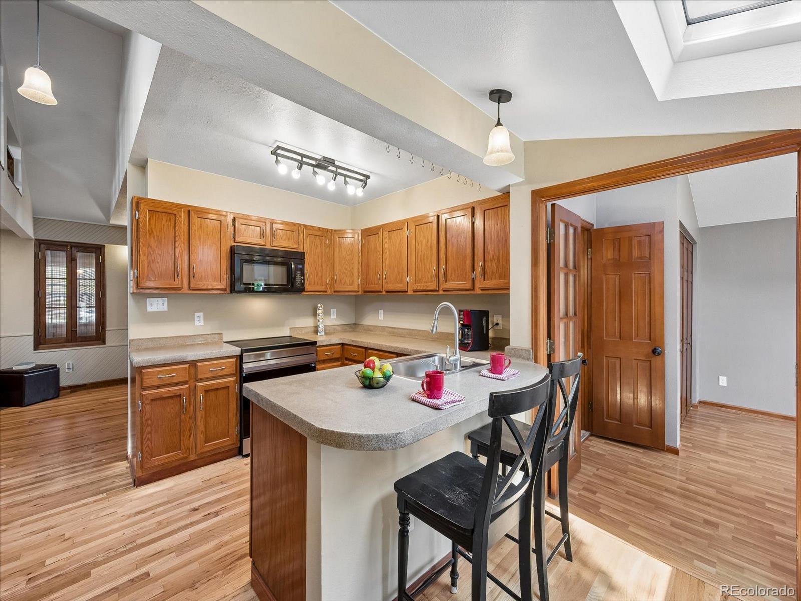 MLS Image #10 for 3182 s logan street,englewood, Colorado