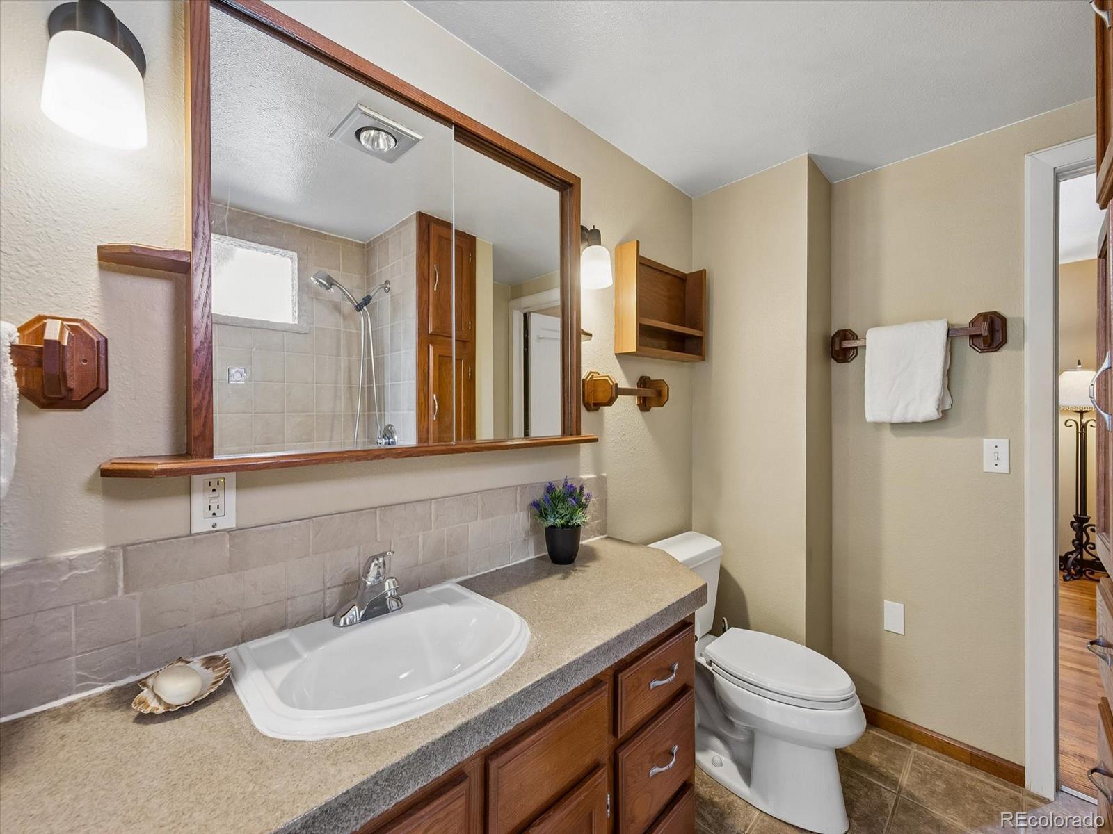 MLS Image #17 for 3182 s logan street,englewood, Colorado
