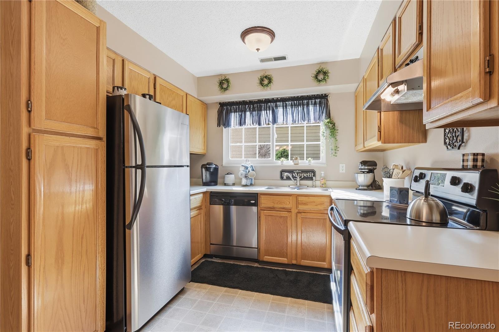 MLS Image #15 for 3405 s ammons street,denver, Colorado