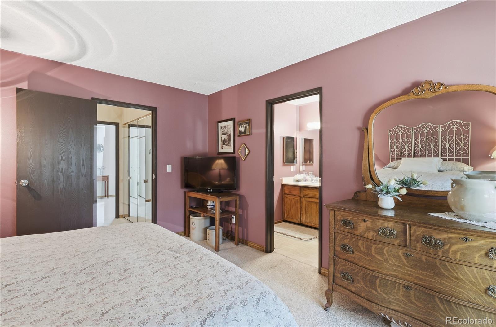 MLS Image #19 for 3405 s ammons street,denver, Colorado
