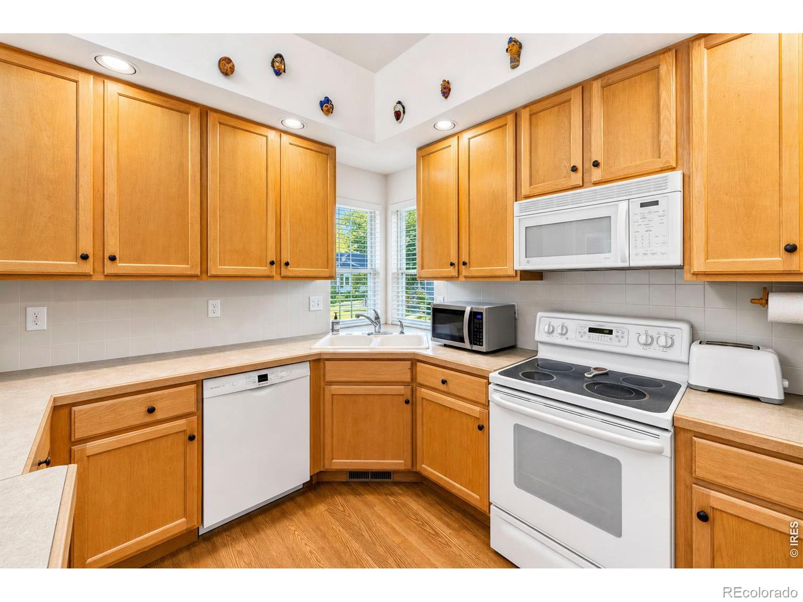 MLS Image #10 for 3764  florentine circle,longmont, Colorado