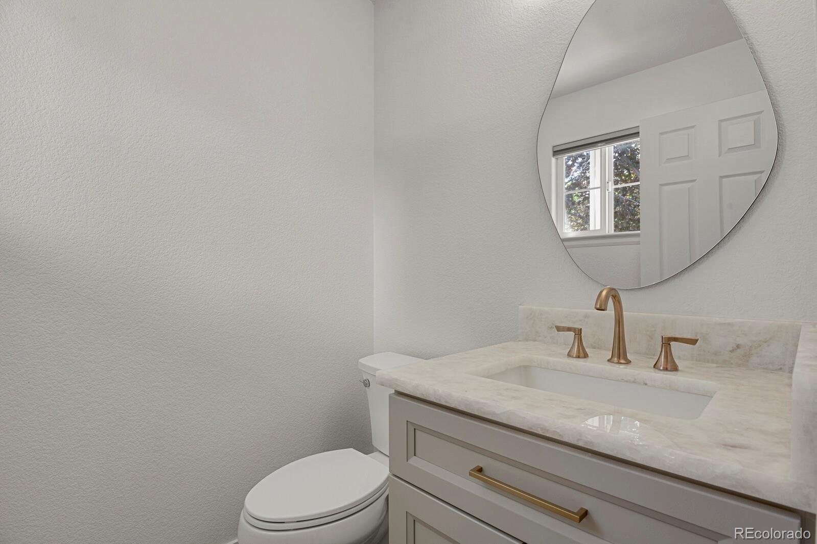 MLS Image #15 for 5965 s waco street,aurora, Colorado
