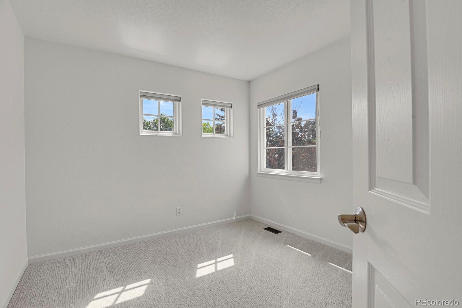 MLS Image #28 for 5965 s waco street,aurora, Colorado