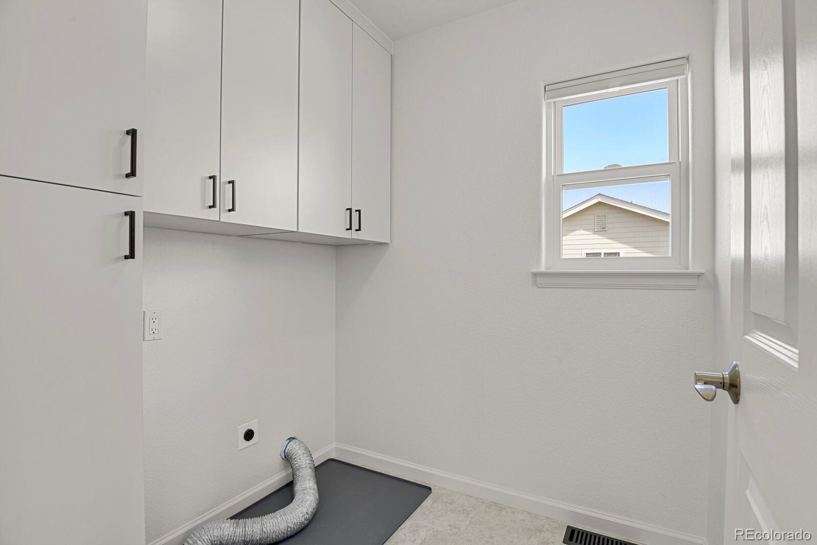 MLS Image #29 for 5965 s waco street,aurora, Colorado