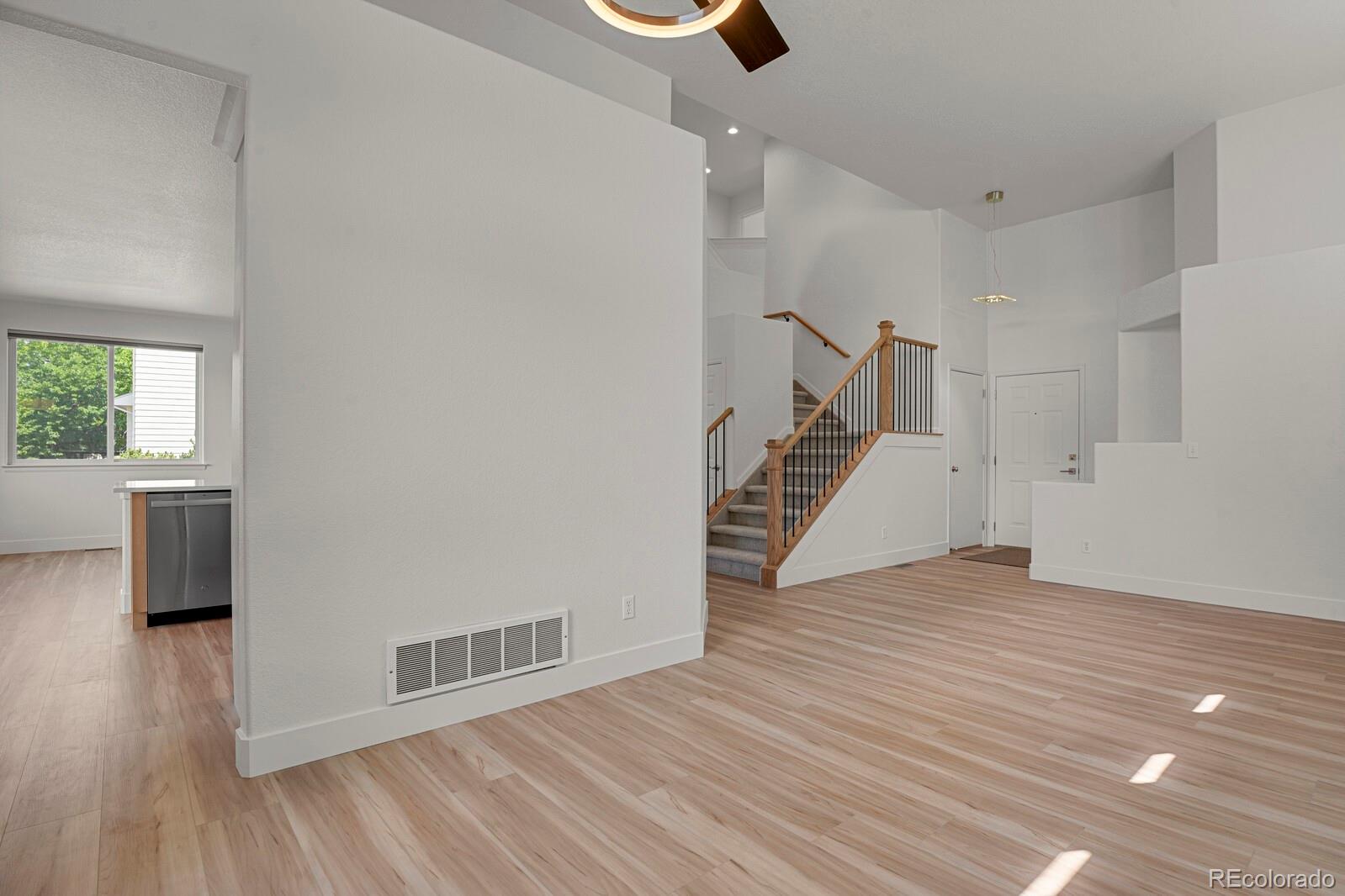 MLS Image #3 for 5965 s waco street,aurora, Colorado