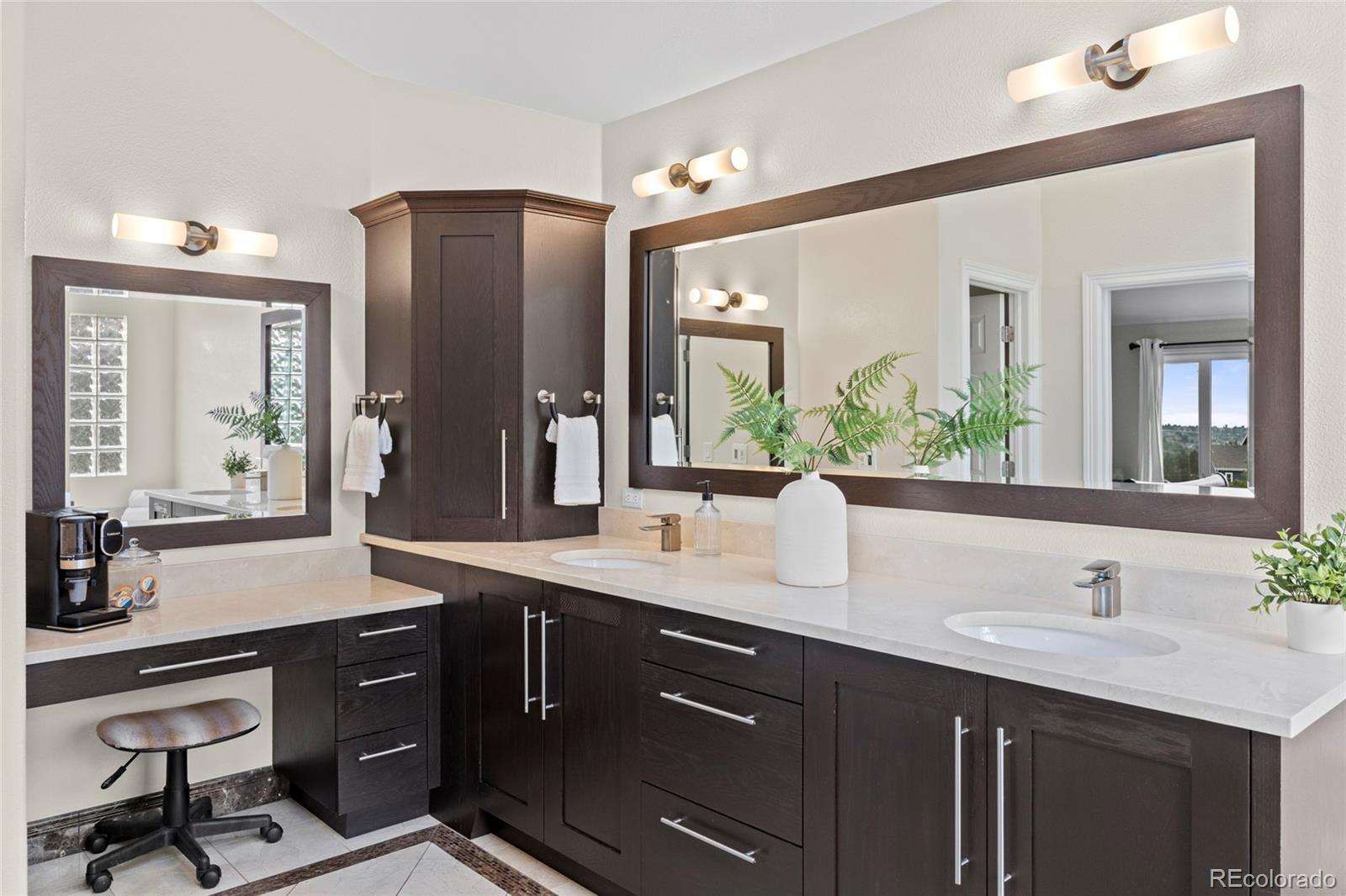 MLS Image #22 for 7170 s espana way,centennial, Colorado