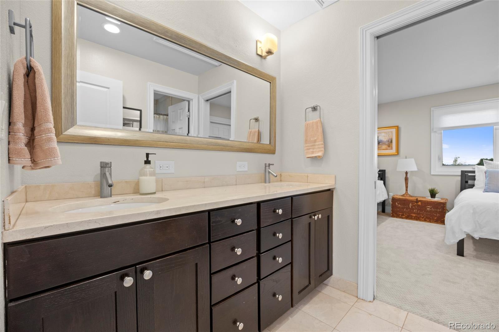 MLS Image #28 for 7170 s espana way,centennial, Colorado