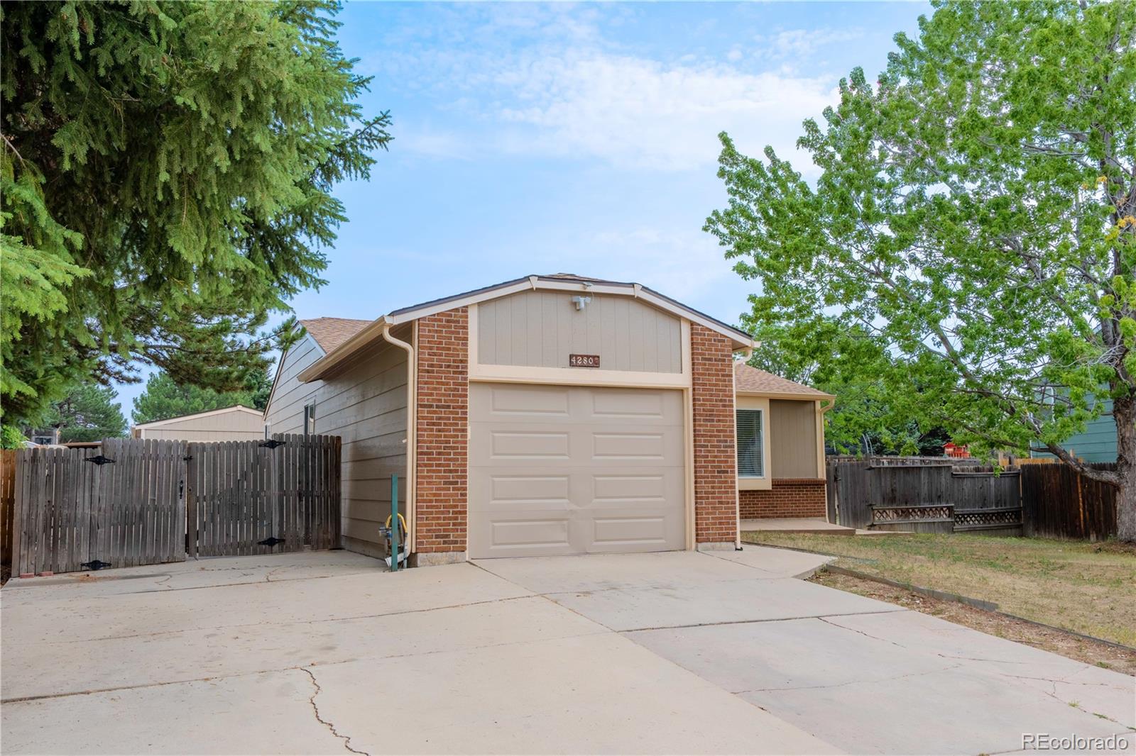 MLS Image #1 for 4280 s biscay circle,aurora, Colorado