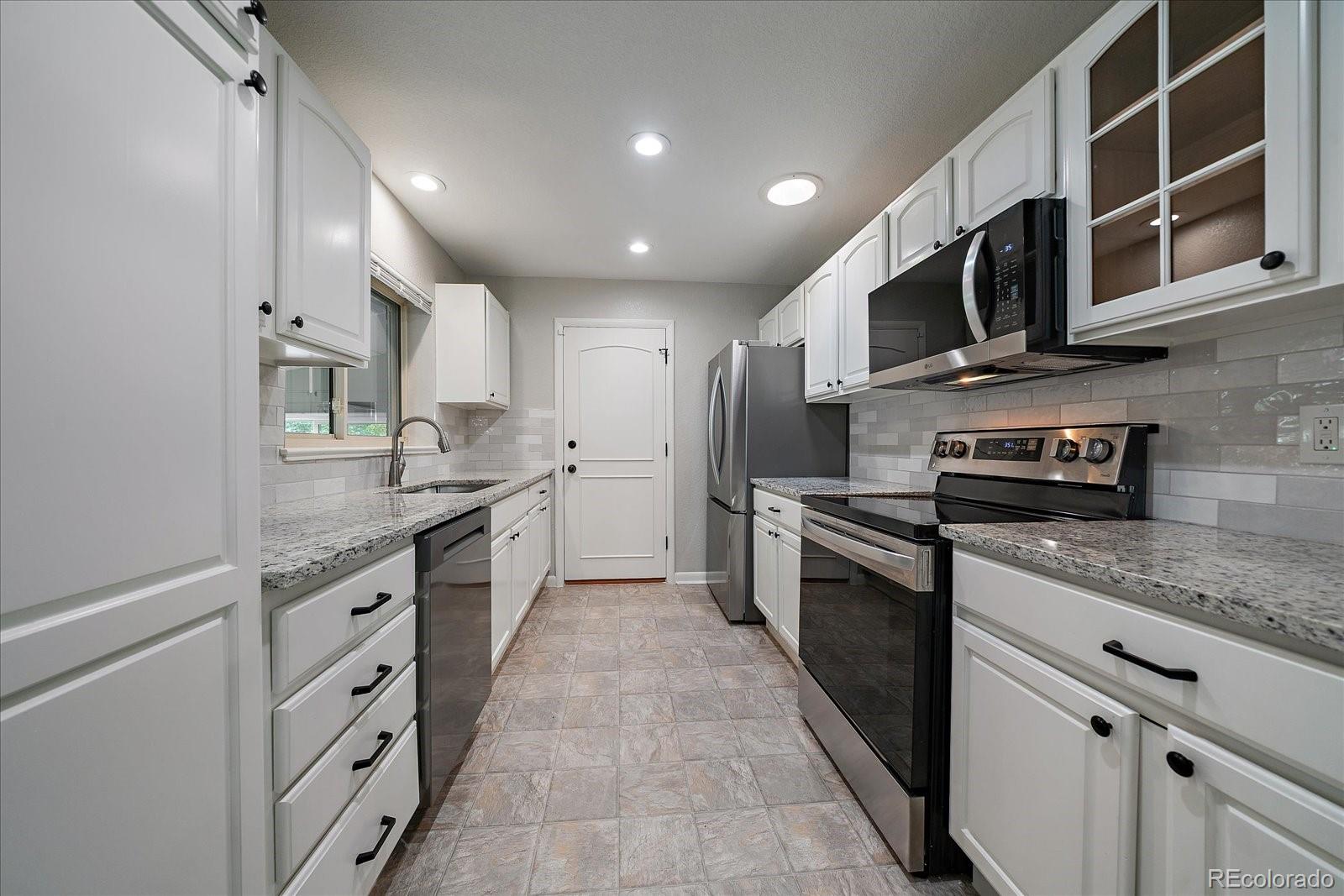 MLS Image #10 for 1320 s jay street,lakewood, Colorado