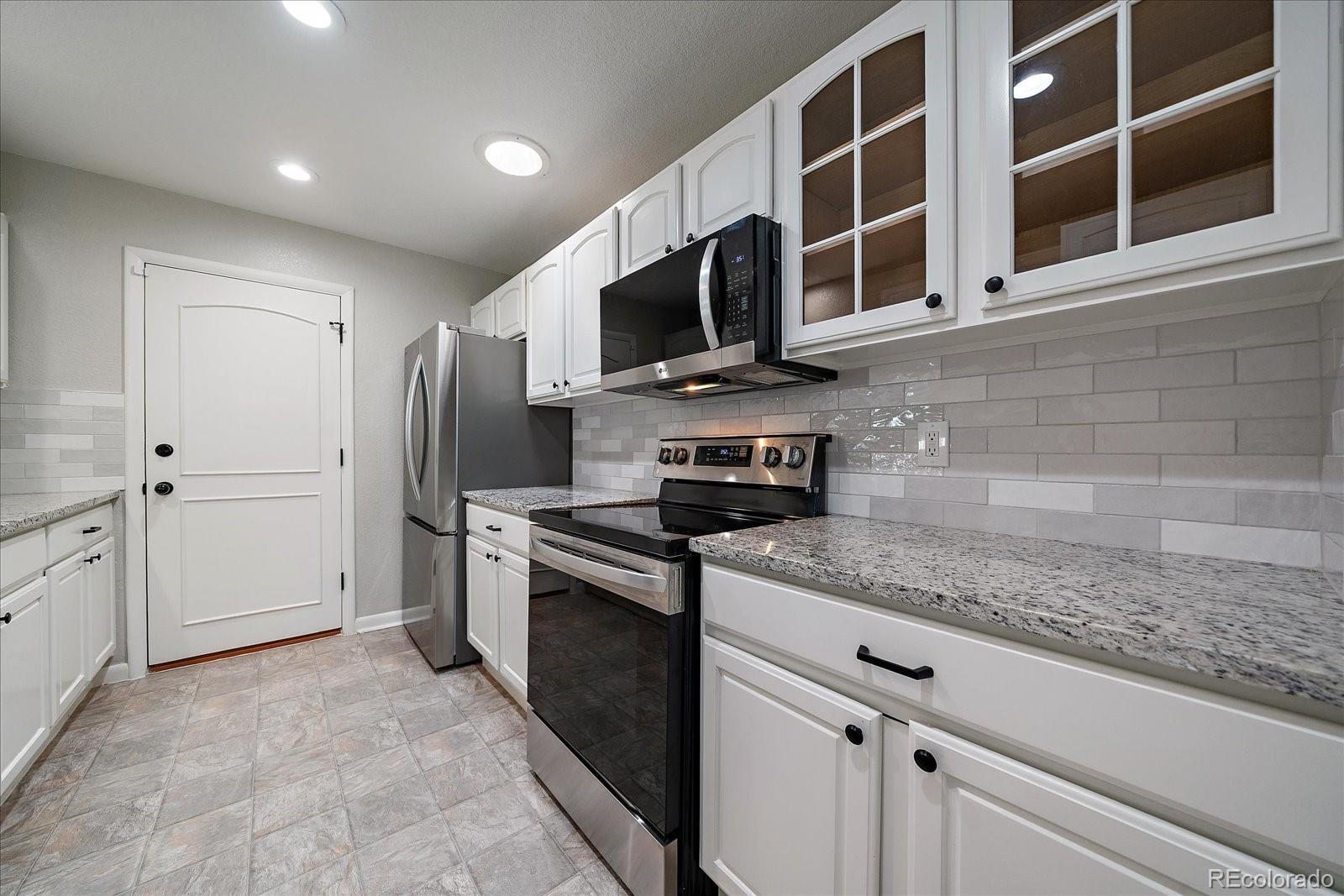 MLS Image #11 for 1320 s jay street,lakewood, Colorado