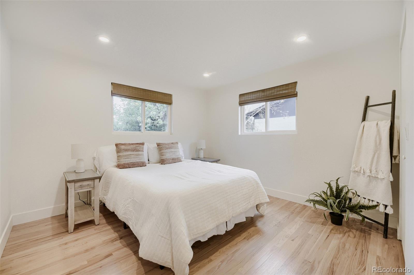 MLS Image #13 for 1364 s poplar street,denver, Colorado
