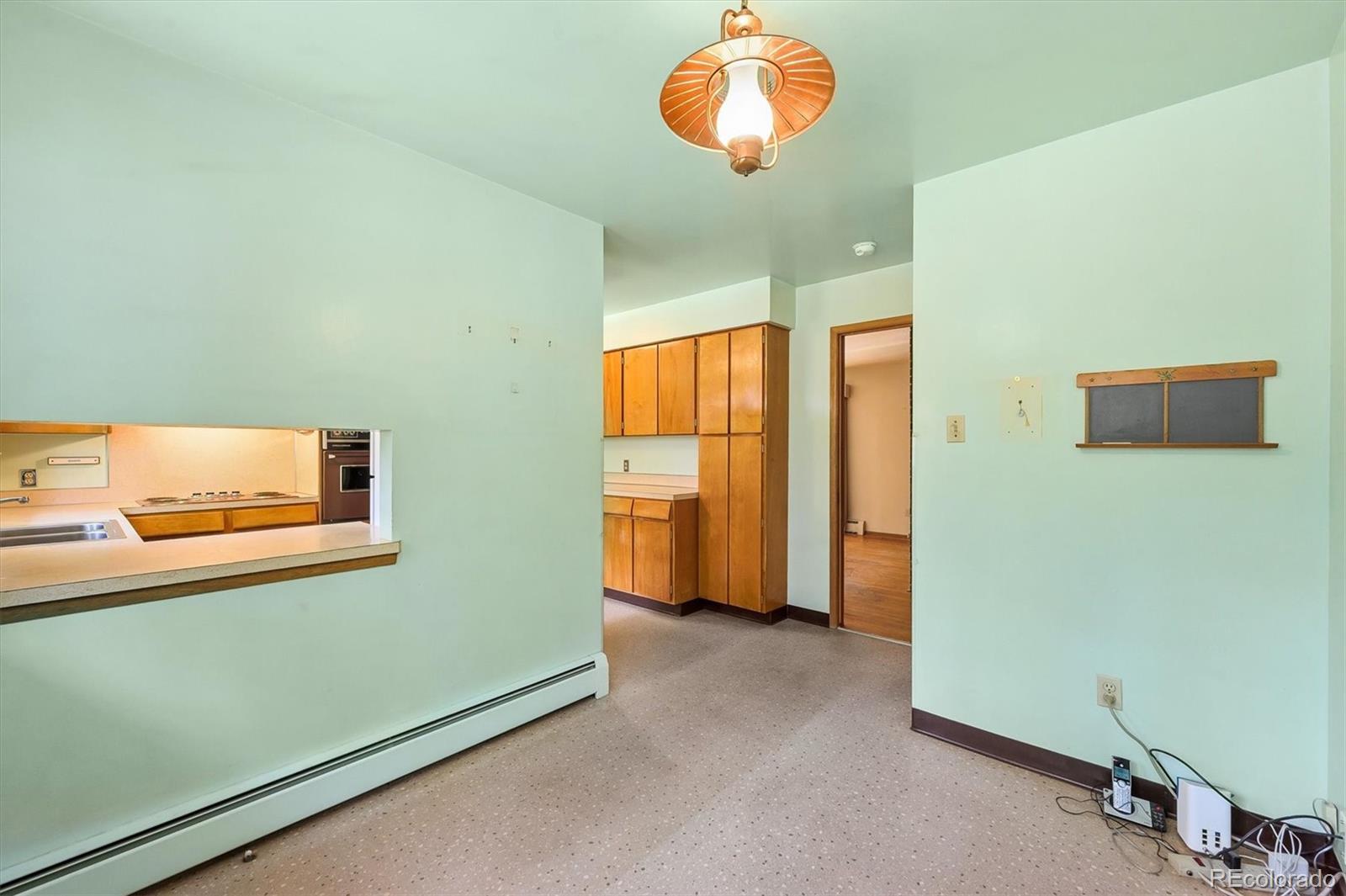 MLS Image #12 for 6408 s acoma street,littleton, Colorado
