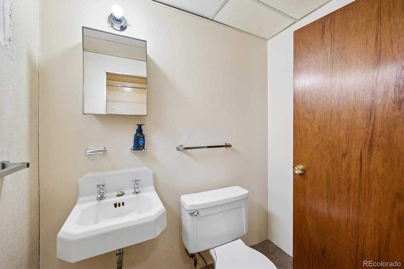 MLS Image #21 for 6408 s acoma street,littleton, Colorado