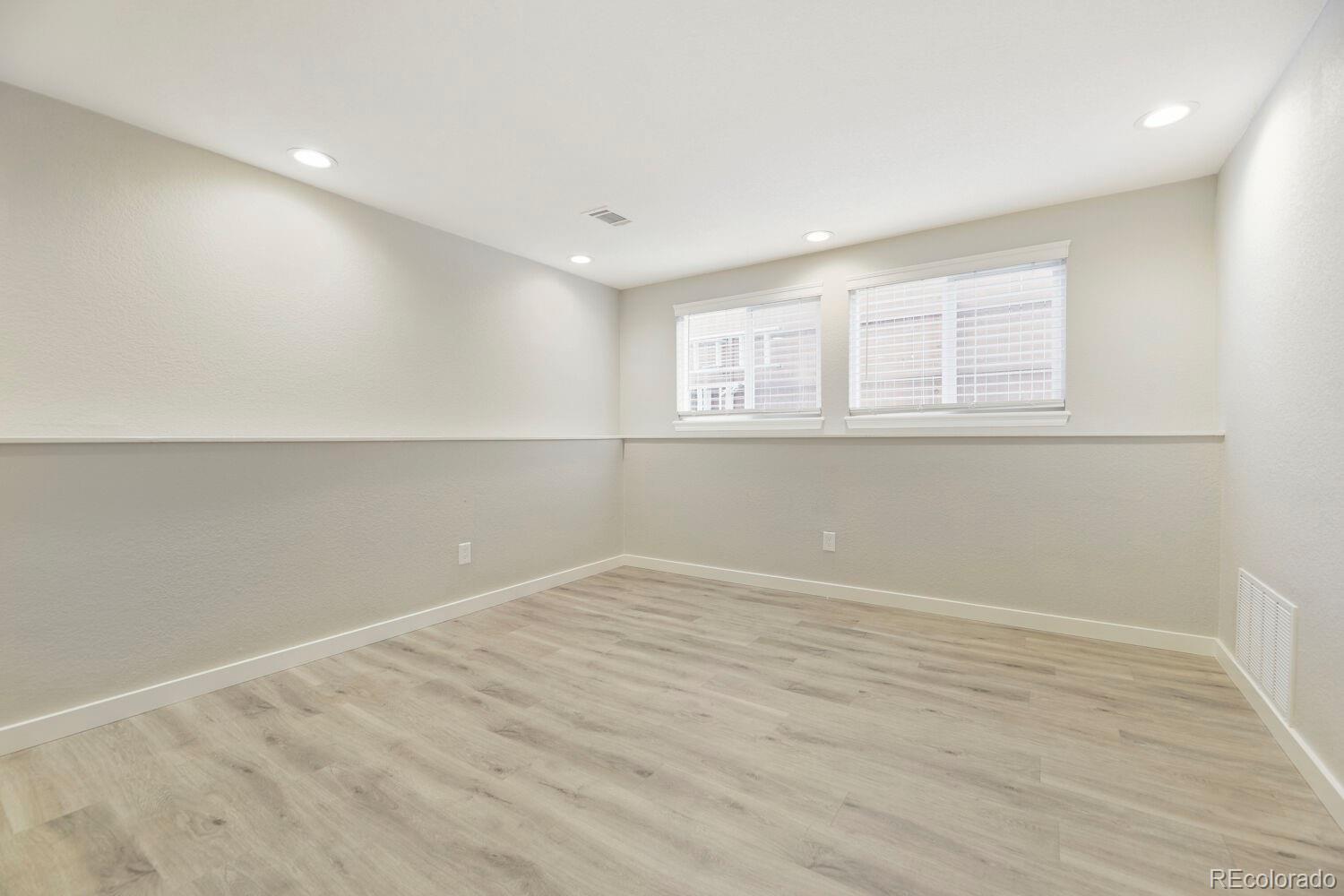MLS Image #15 for 4181 s joplin street,aurora, Colorado