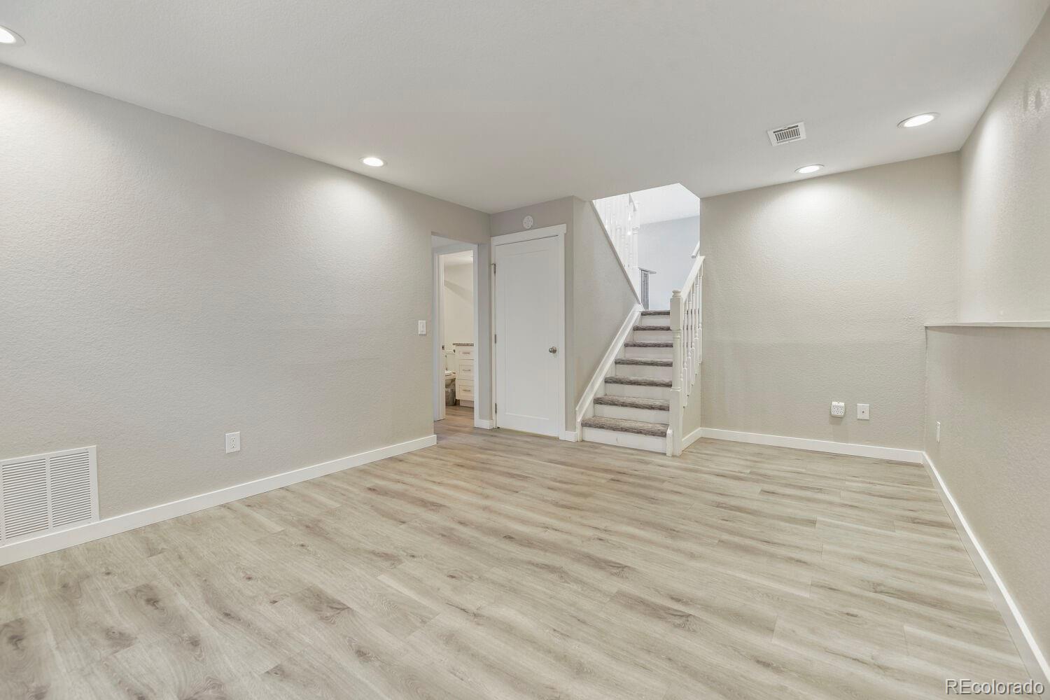 MLS Image #16 for 4181 s joplin street,aurora, Colorado