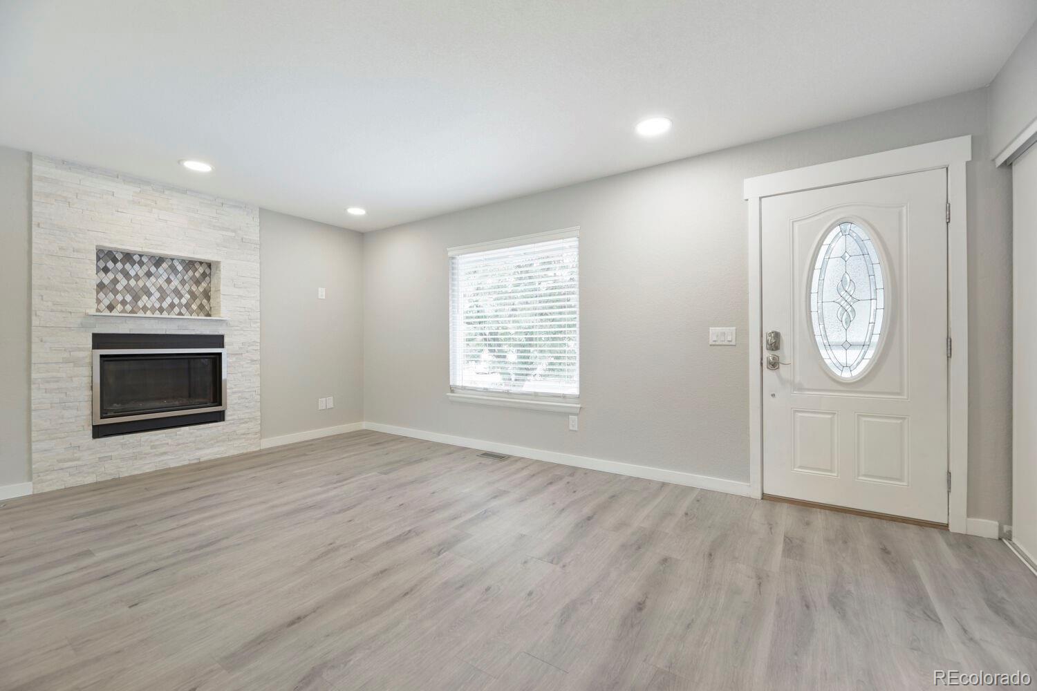 MLS Image #3 for 4181 s joplin street,aurora, Colorado