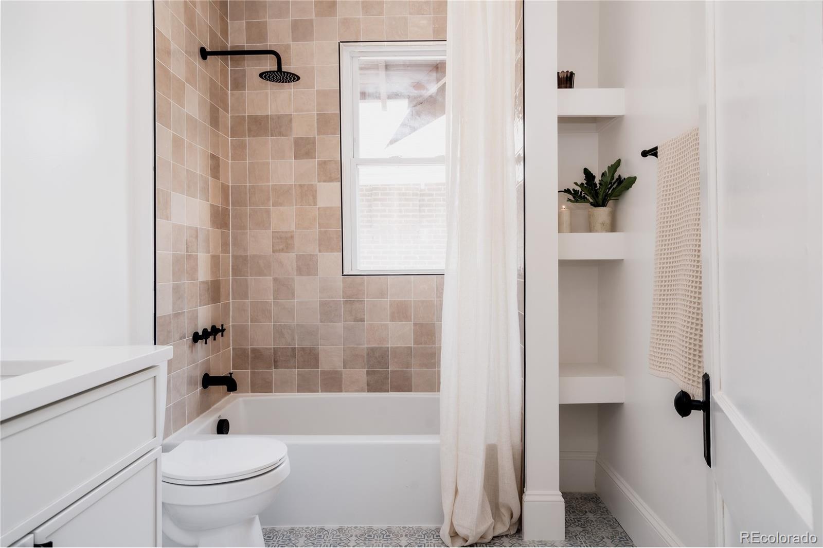 MLS Image #16 for 3323  josephine street,denver, Colorado