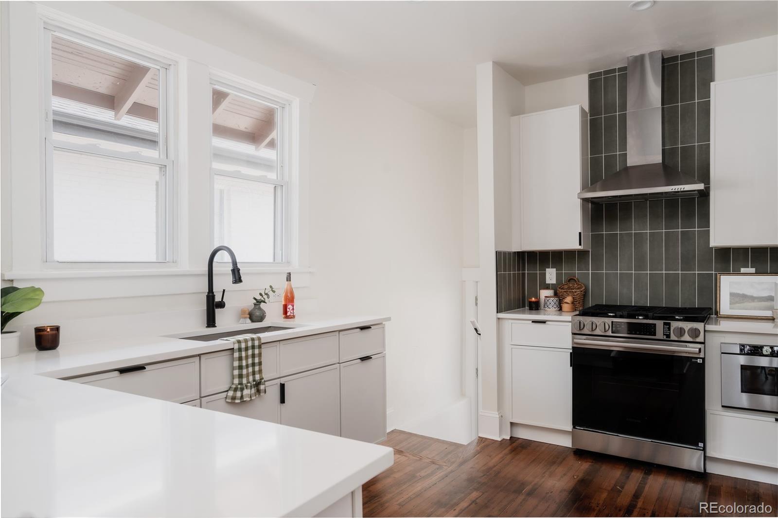 MLS Image #34 for 3323  josephine street,denver, Colorado