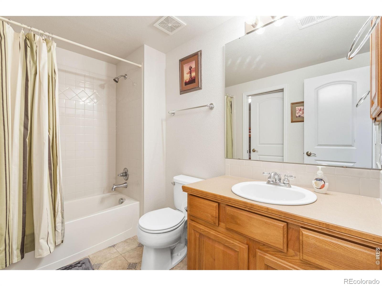 MLS Image #33 for 8258  spinnaker bay drive,windsor, Colorado