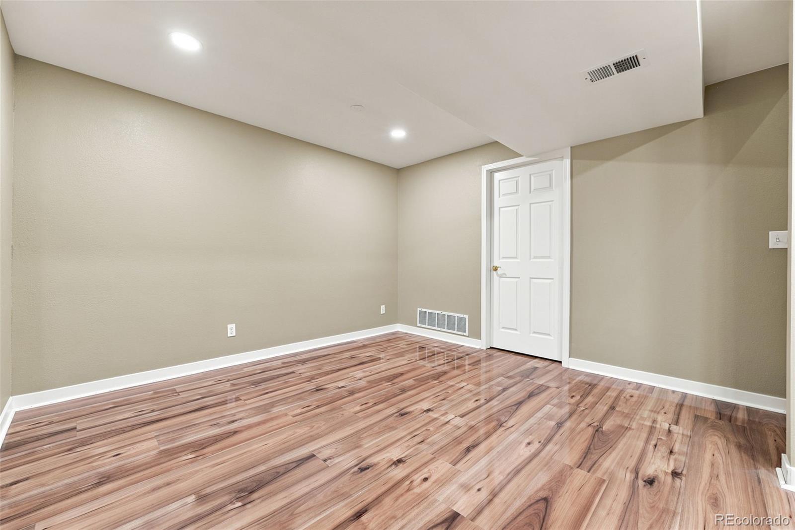 MLS Image #27 for 5013 s nelson court,littleton, Colorado
