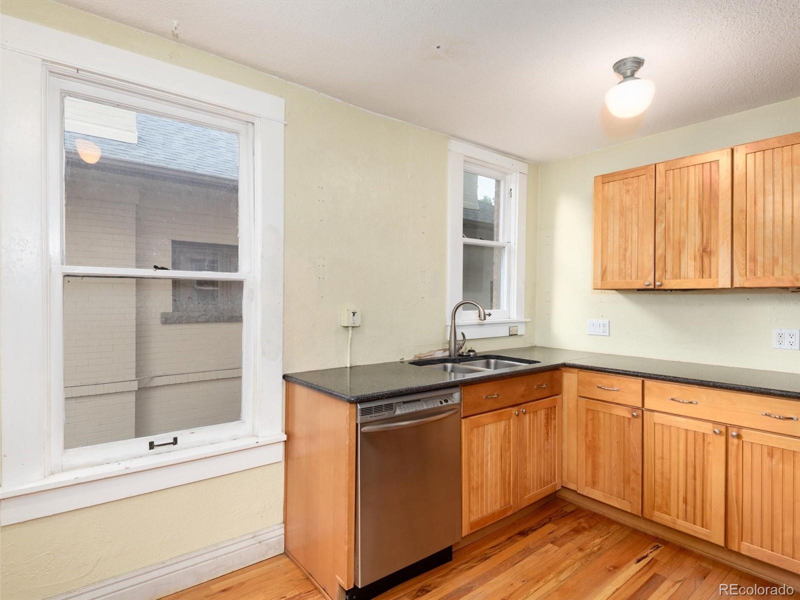 MLS Image #18 for 1635  albion street,denver, Colorado