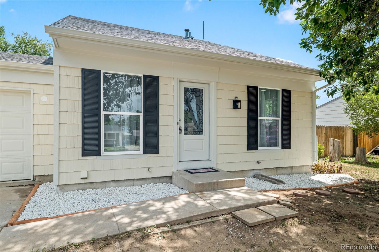 MLS Image #3 for 1742  biscay street,aurora, Colorado