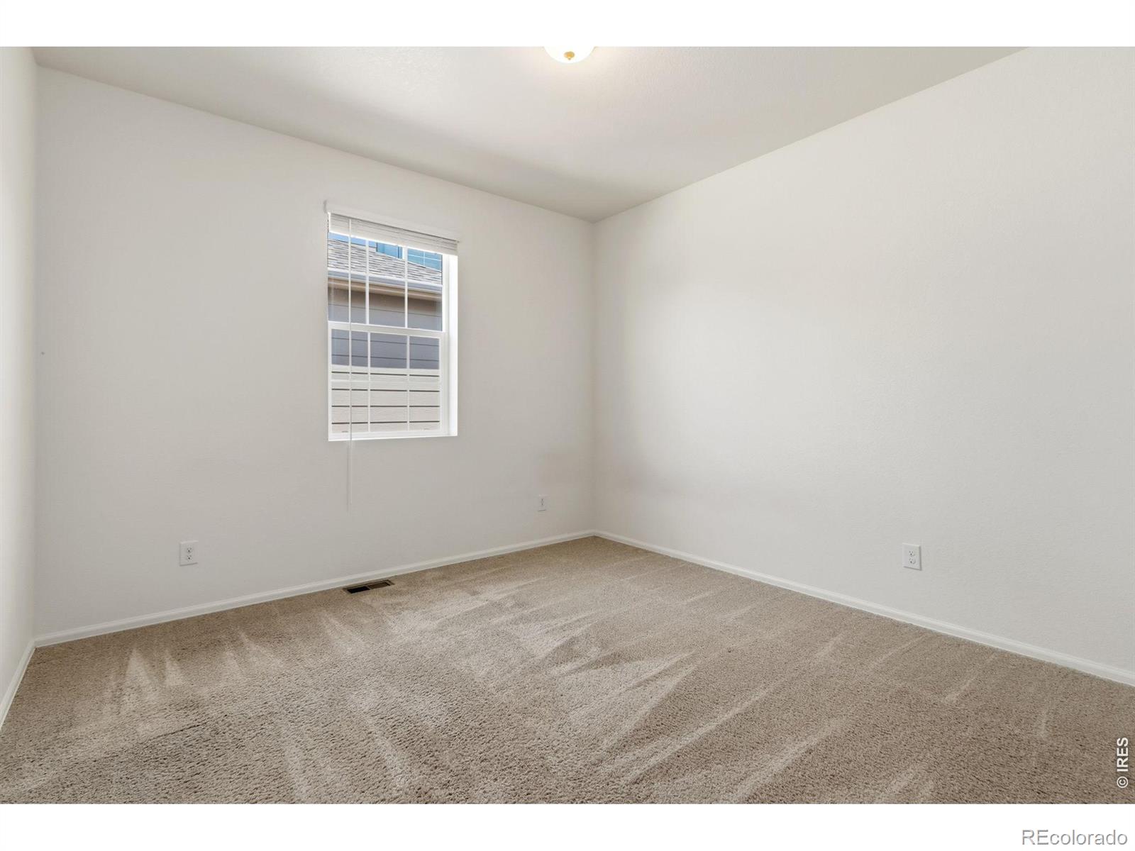 MLS Image #15 for 1983  floret drive,windsor, Colorado