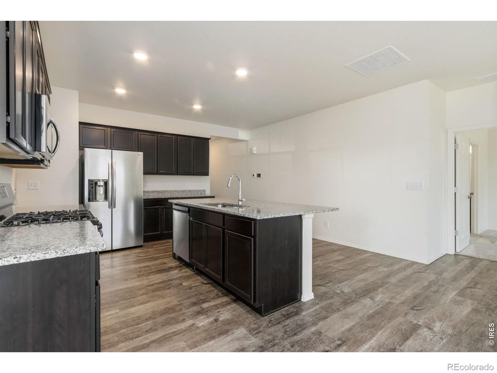 MLS Image #4 for 1983  floret drive,windsor, Colorado