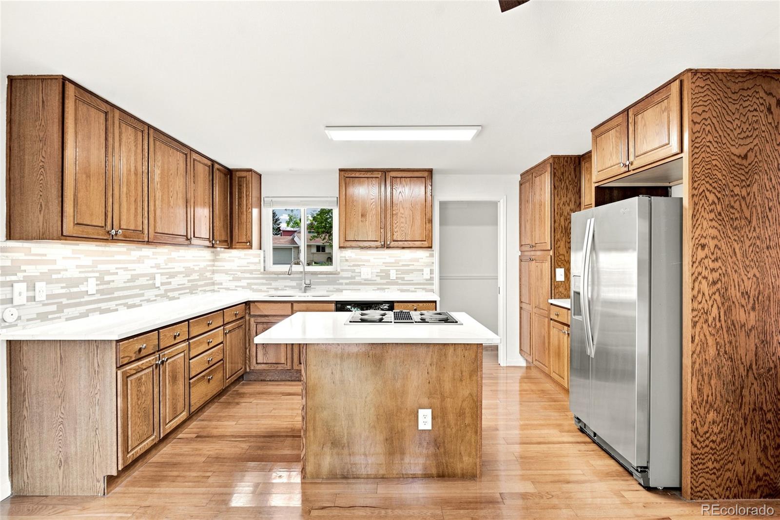 MLS Image #4 for 9873 w 77th avenue,arvada, Colorado
