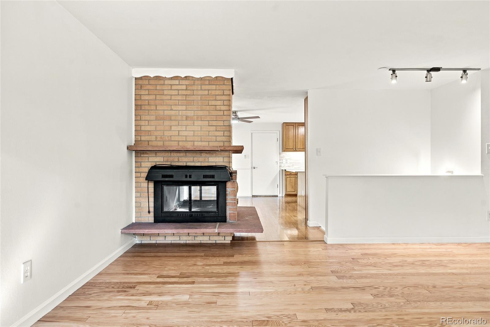 MLS Image #9 for 9873 w 77th avenue,arvada, Colorado