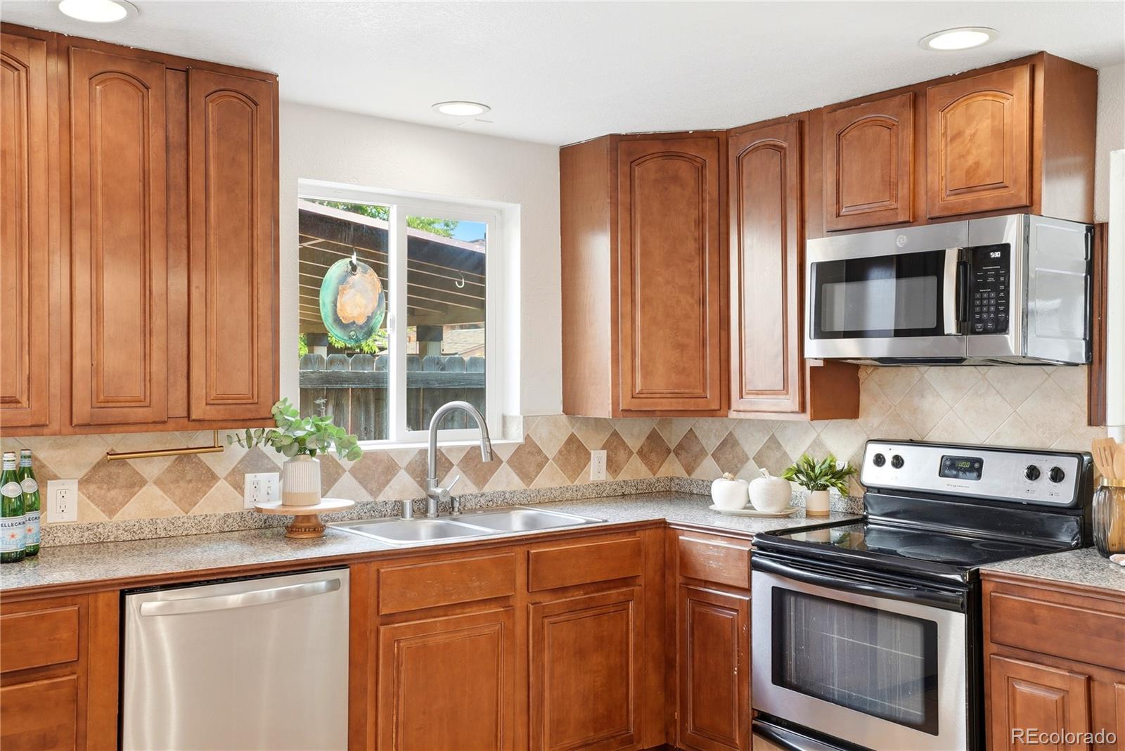 MLS Image #14 for 5520 e thrill place,denver, Colorado