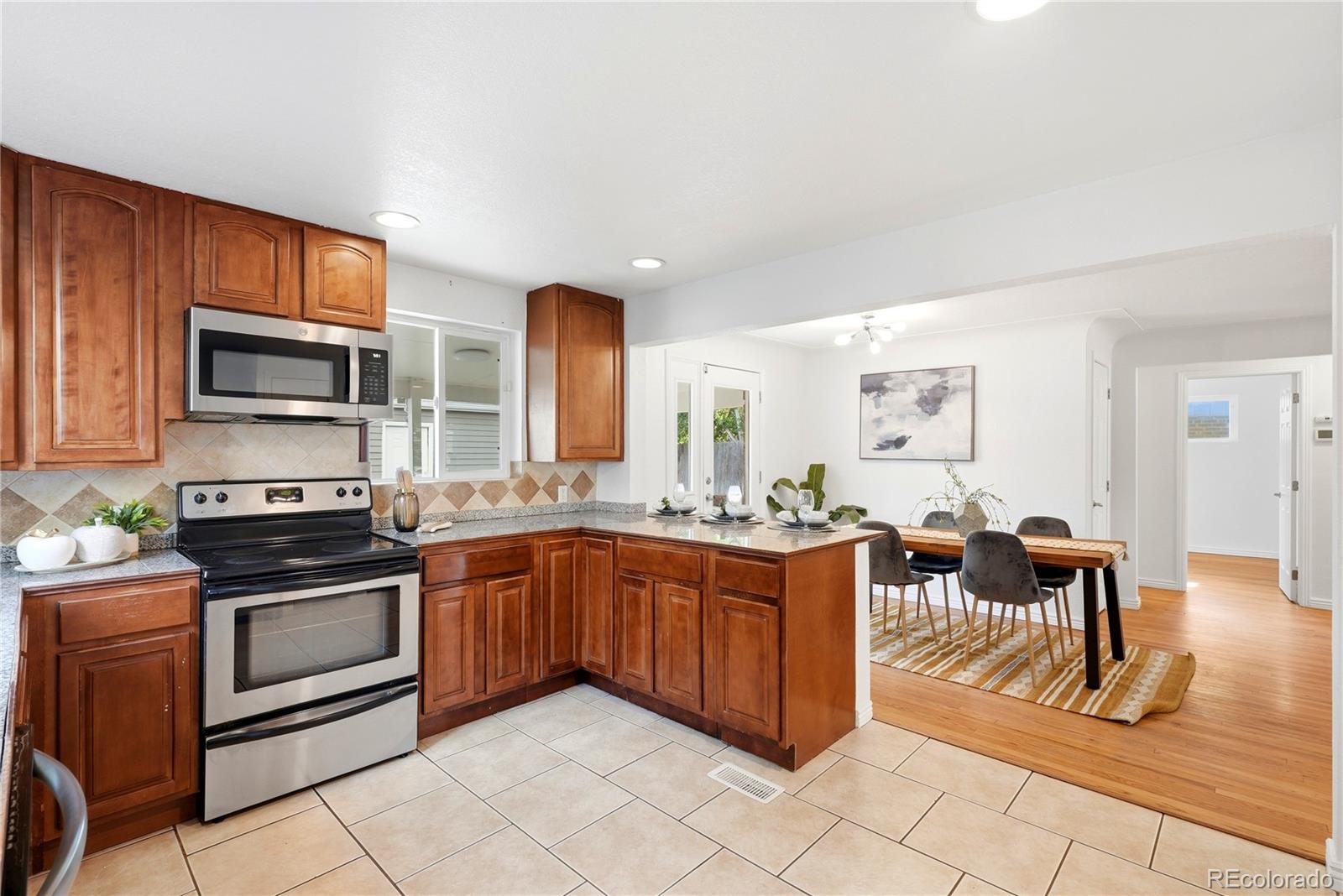 MLS Image #15 for 5520 e thrill place,denver, Colorado