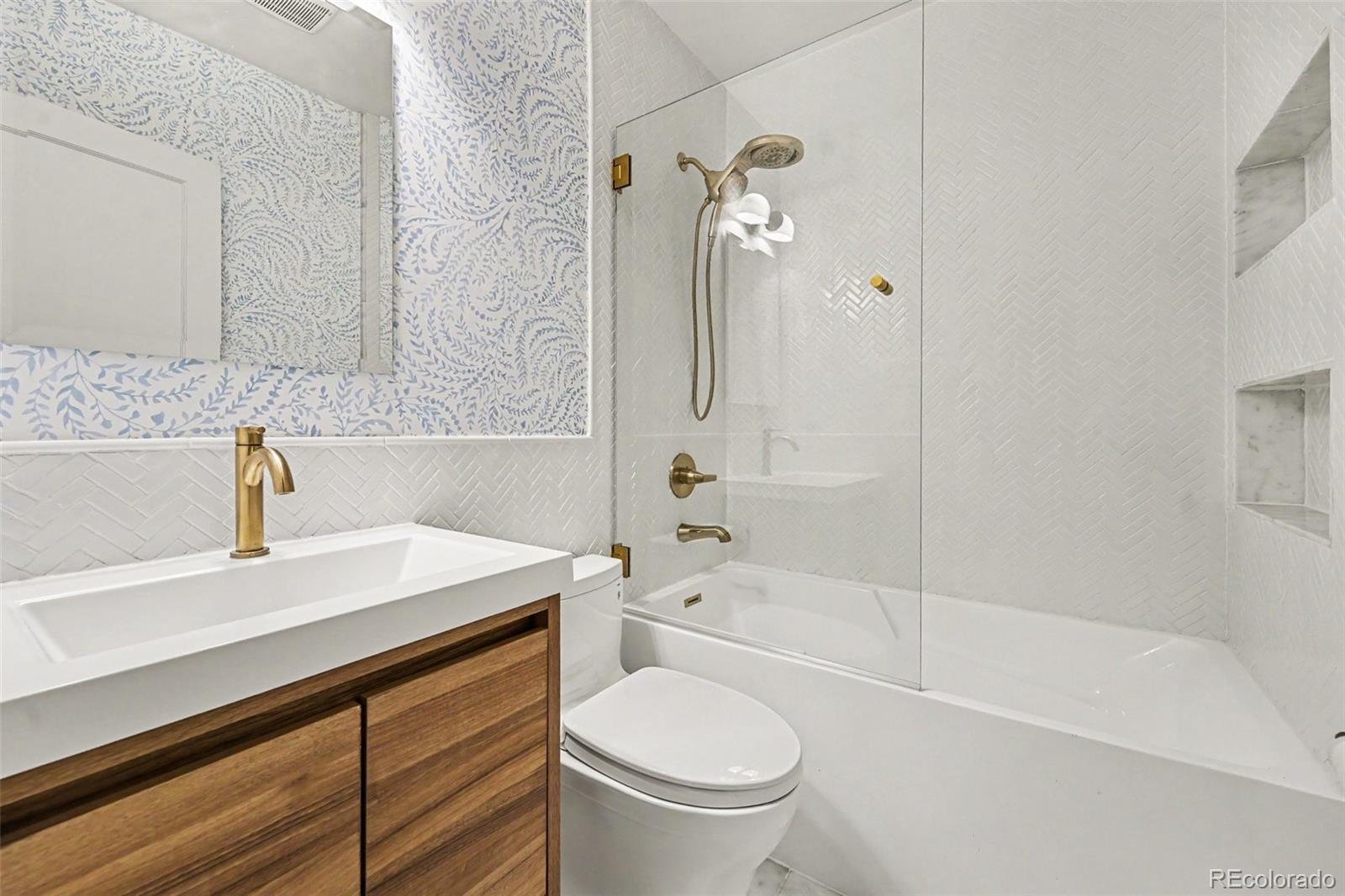 MLS Image #8 for 2310 s humboldt street,denver, Colorado