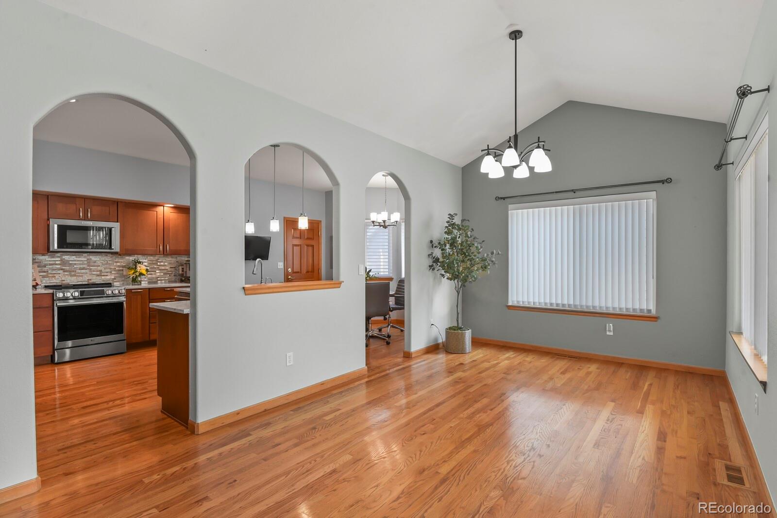 MLS Image #13 for 10716  zuni drive,denver, Colorado