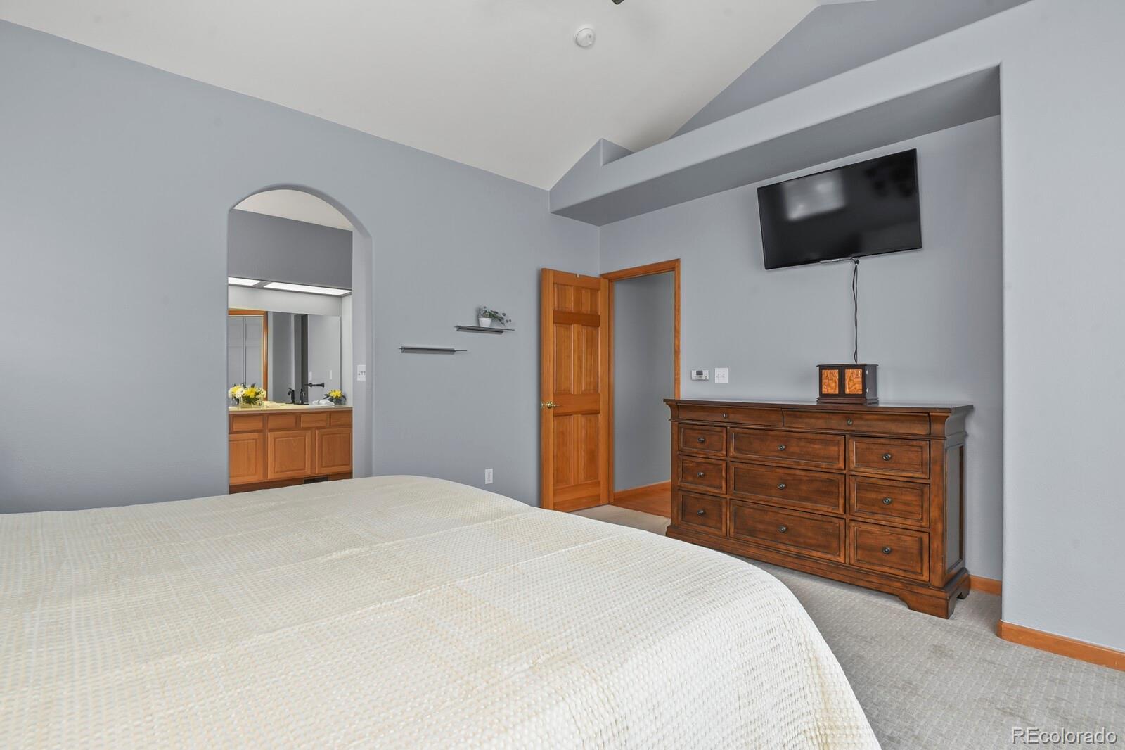 MLS Image #21 for 10716  zuni drive,denver, Colorado