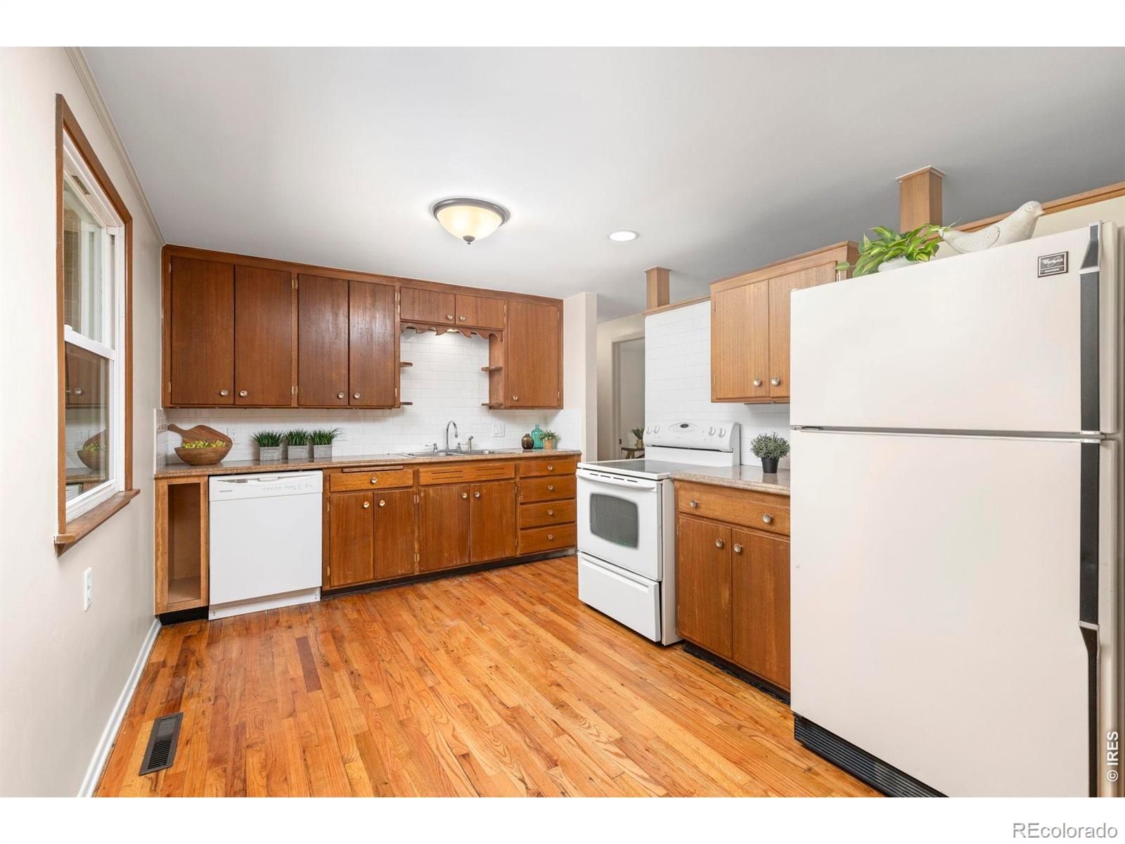 MLS Image #9 for 1224  aspen street,longmont, Colorado