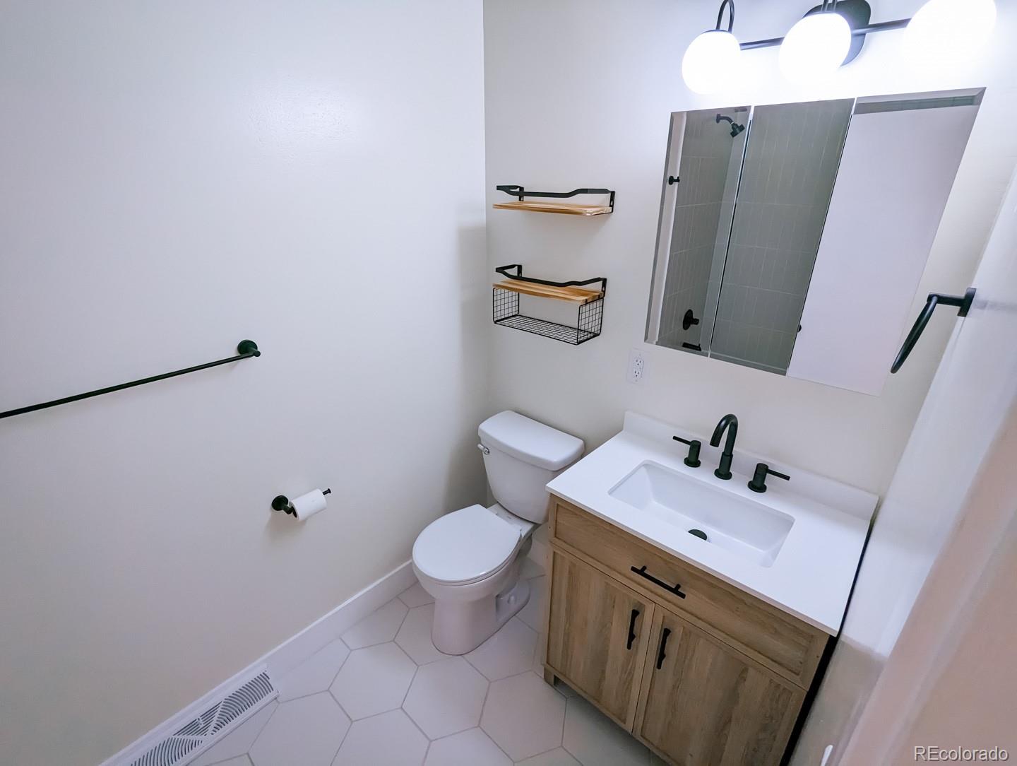 MLS Image #11 for 616  goss drive,longmont, Colorado