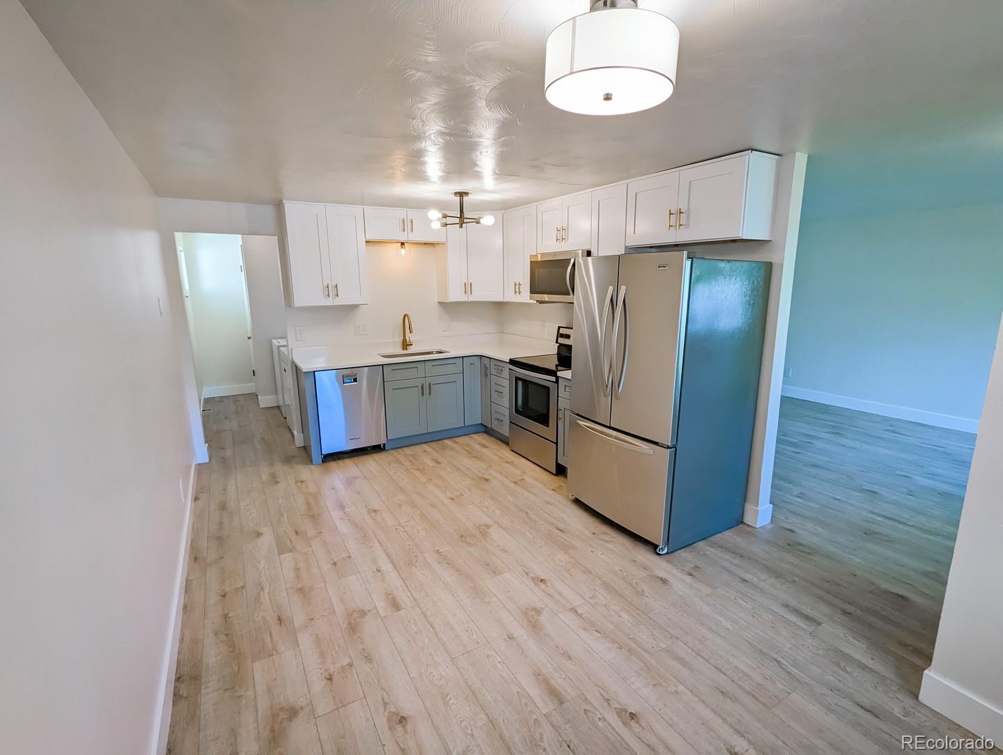 MLS Image #2 for 616  goss drive,longmont, Colorado