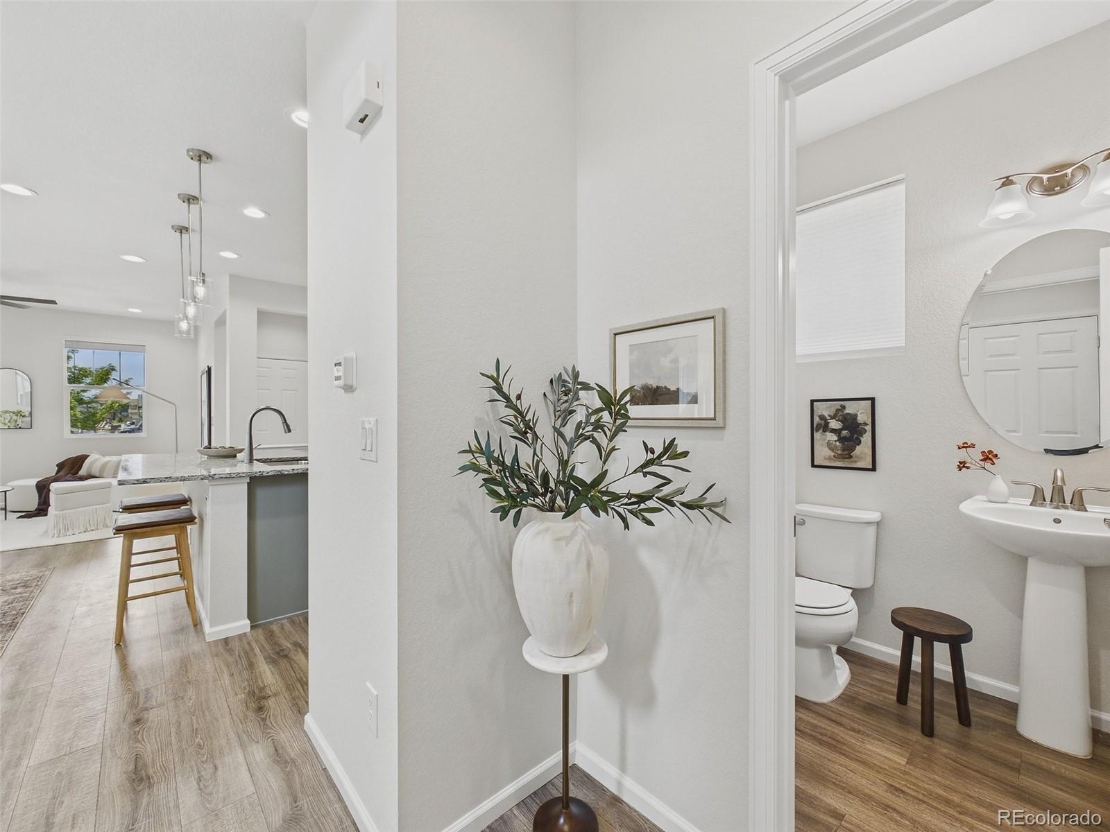 MLS Image #16 for 4740  jasper street,denver, Colorado