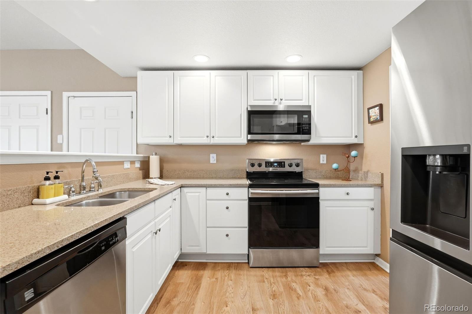 MLS Image #5 for 2143 s fulton circle 104,aurora, Colorado