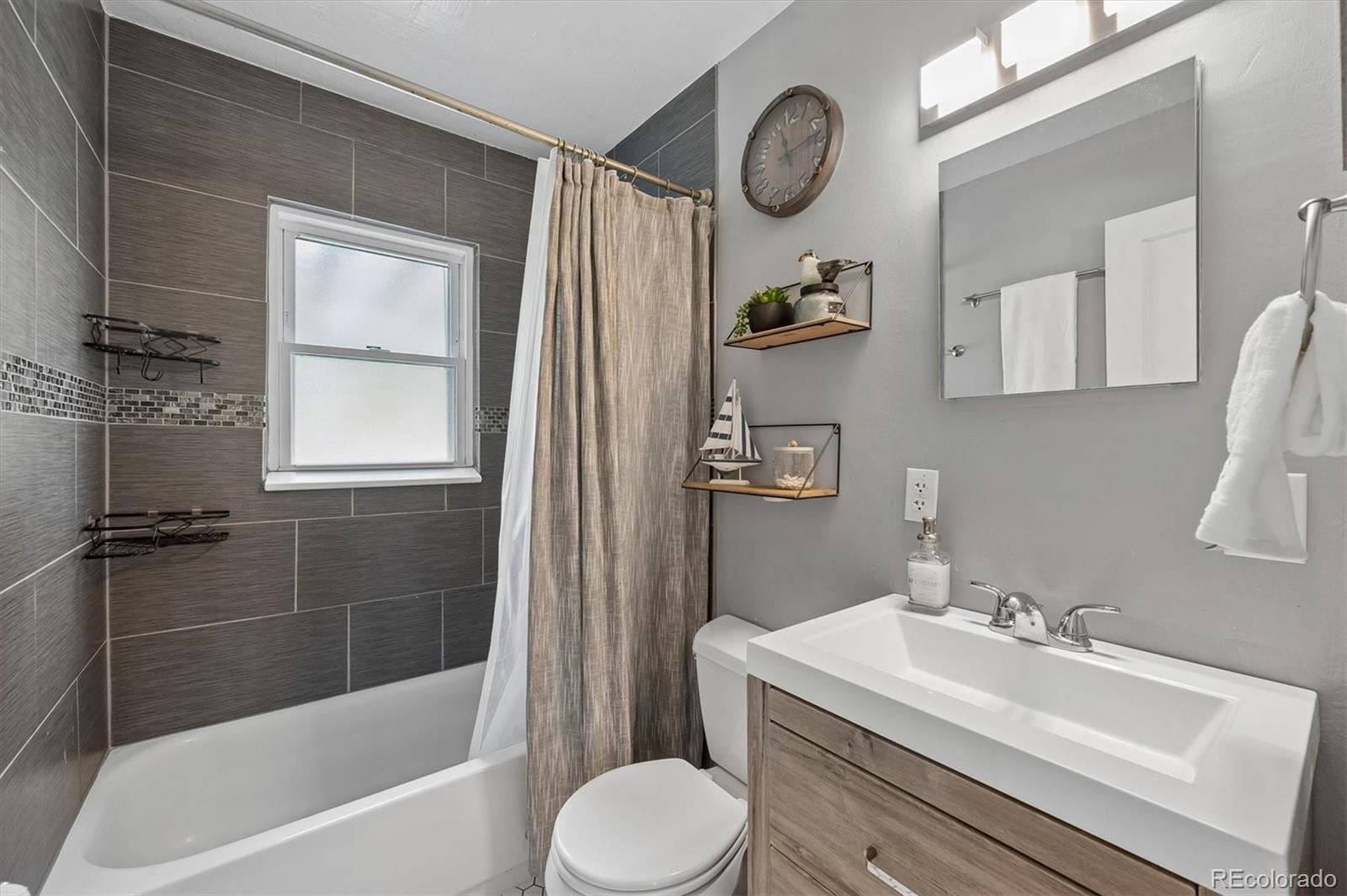 MLS Image #10 for 4631 s bannock street,englewood, Colorado