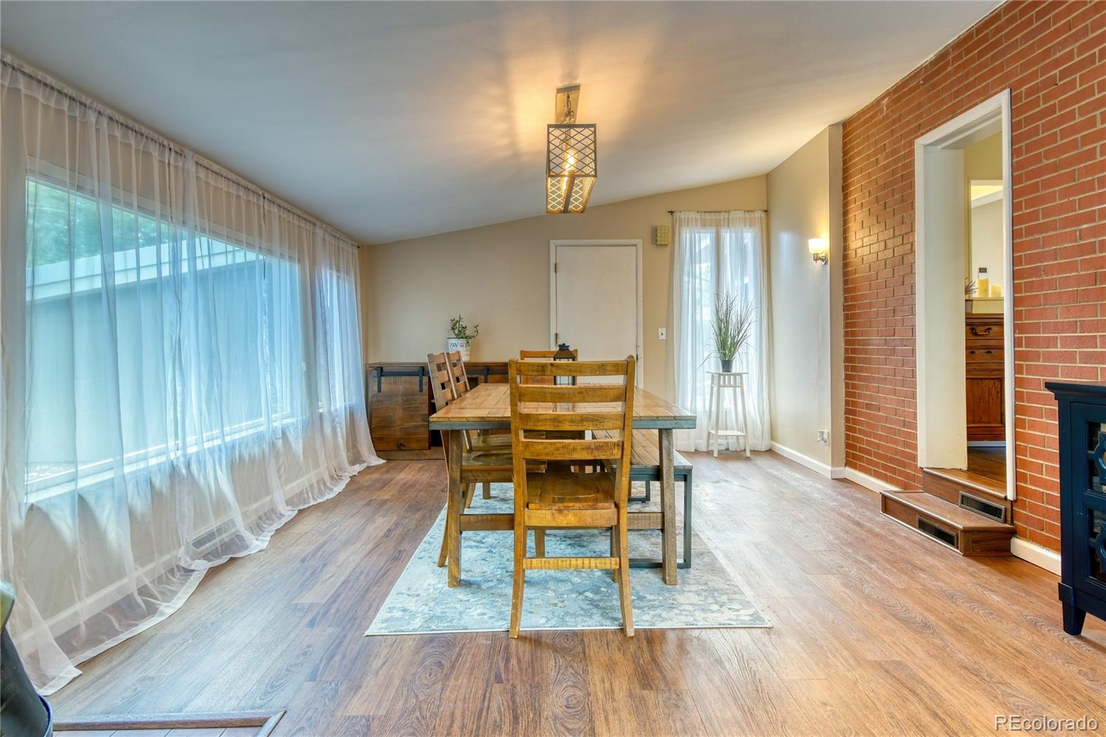 MLS Image #10 for 6016 s bannock street,littleton, Colorado