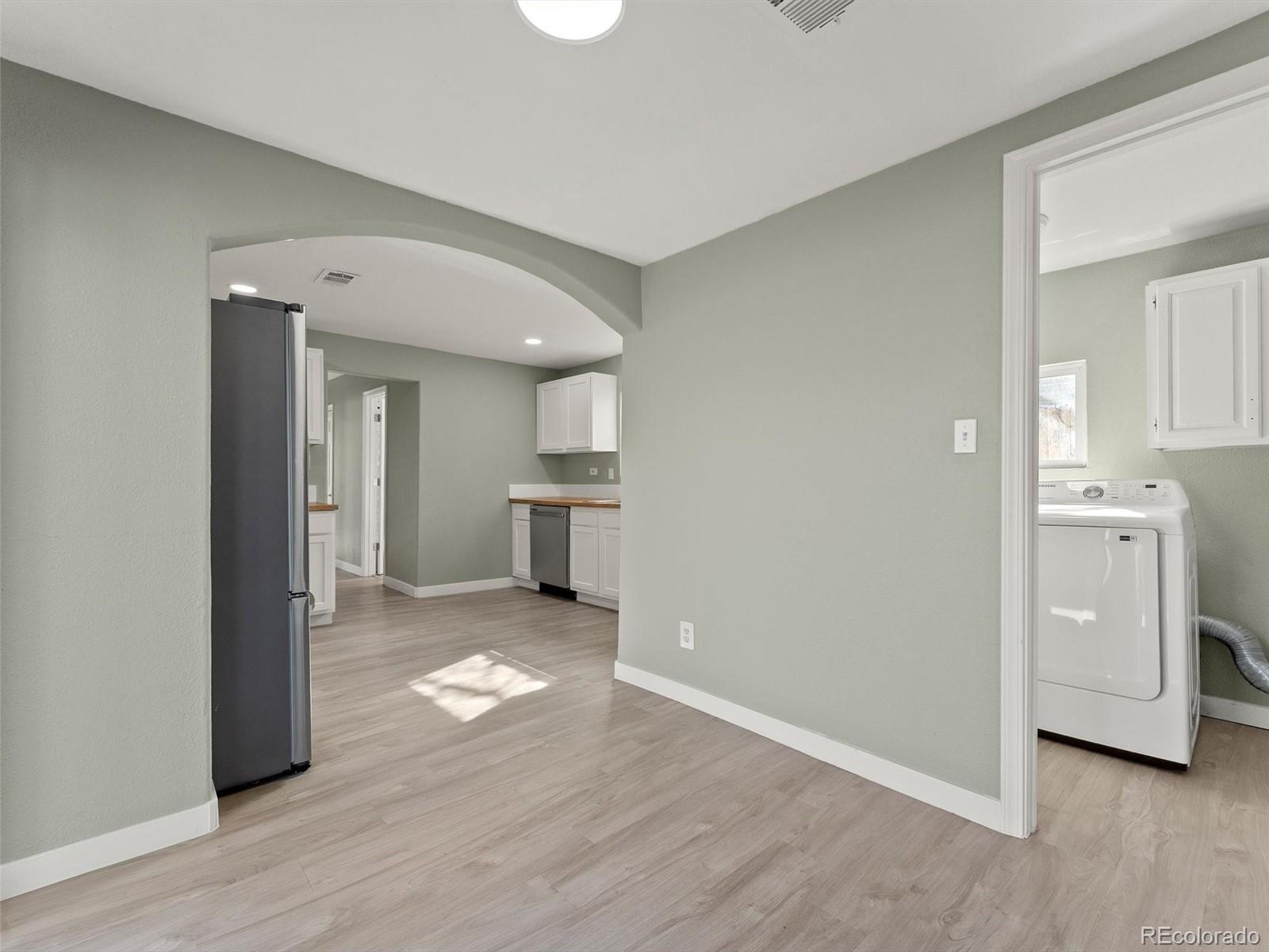 MLS Image #13 for 675  knox court,denver, Colorado