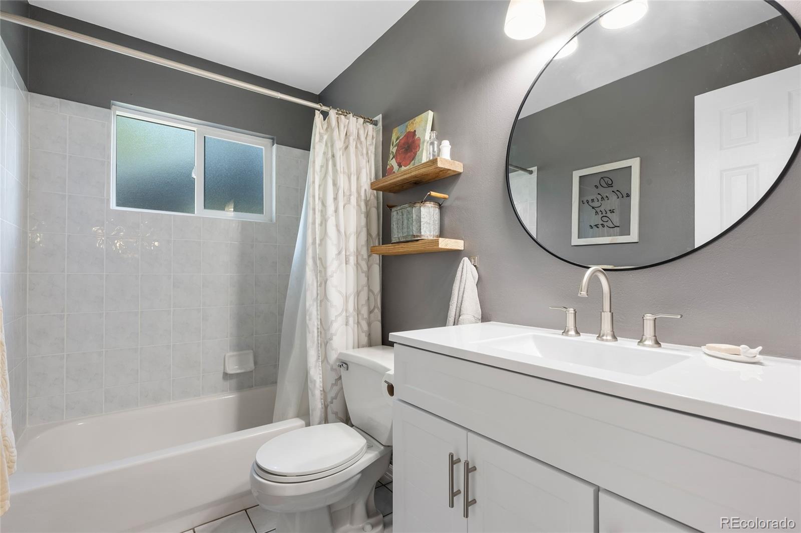MLS Image #17 for 4920 s pennsylvania street,englewood, Colorado