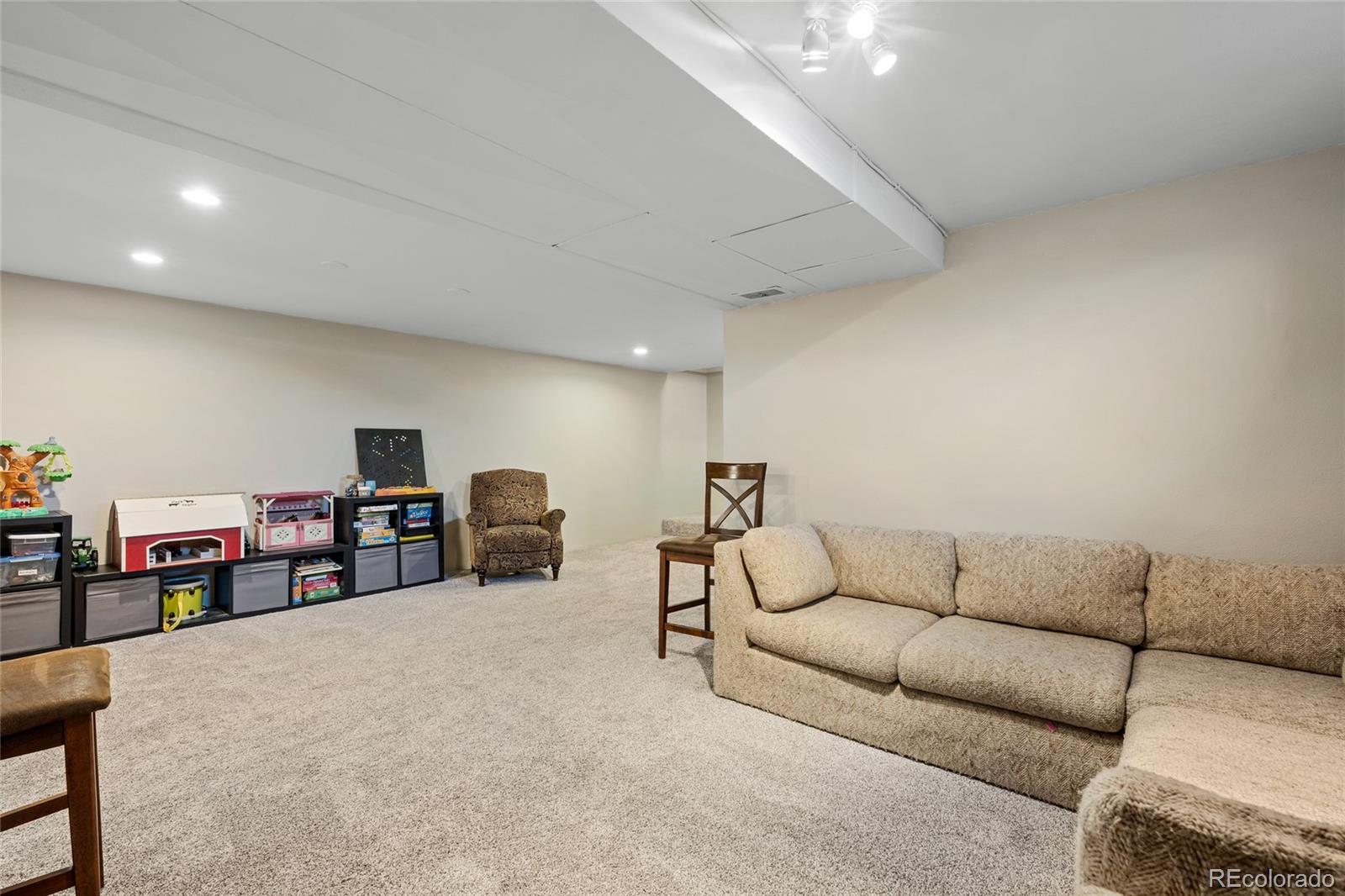 MLS Image #22 for 4920 s pennsylvania street,englewood, Colorado