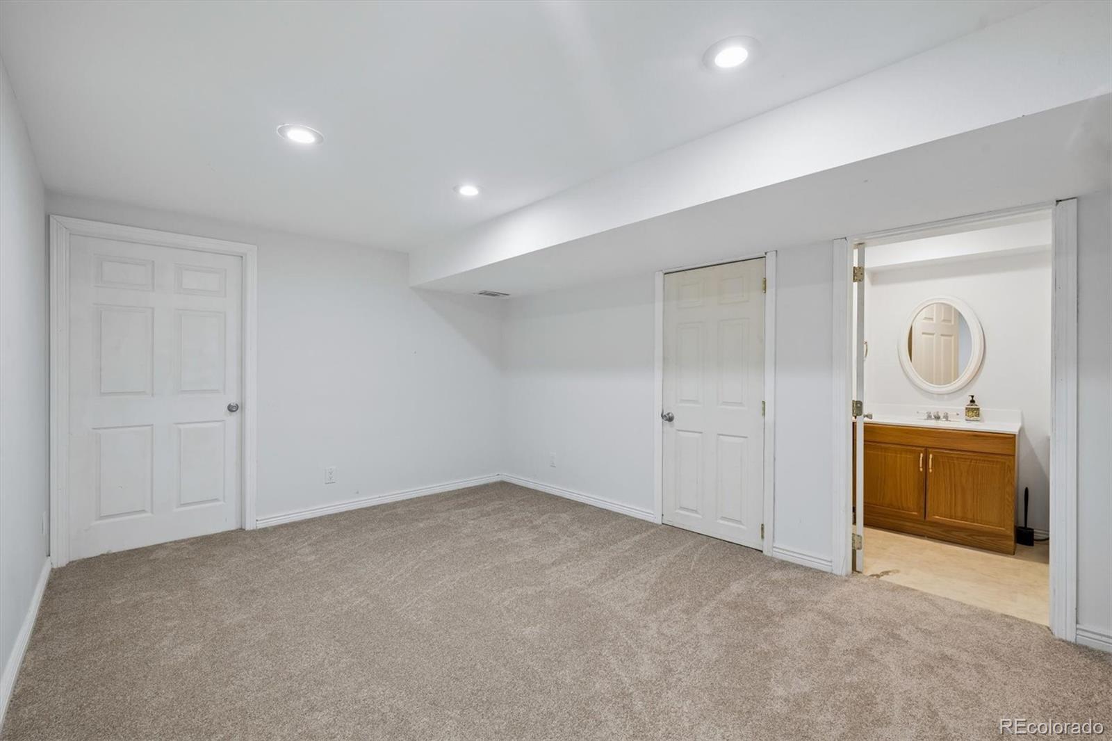MLS Image #28 for 825  northridge road,highlands ranch, Colorado