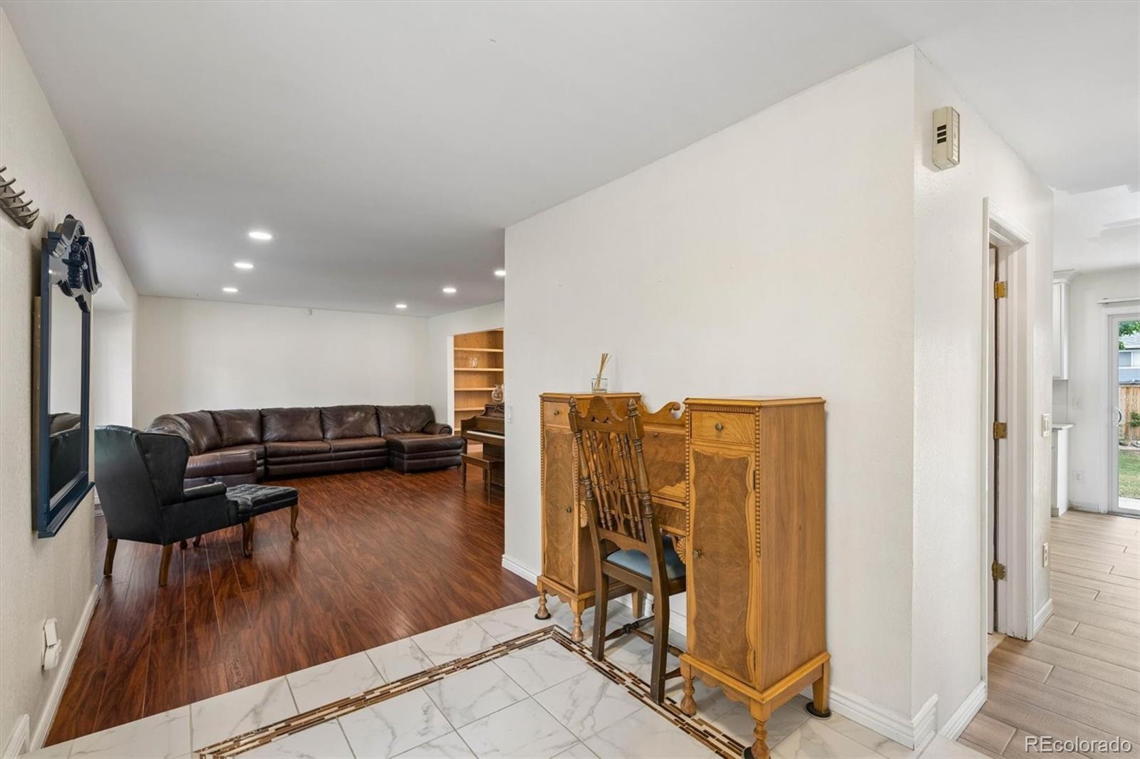 MLS Image #7 for 825  northridge road,highlands ranch, Colorado