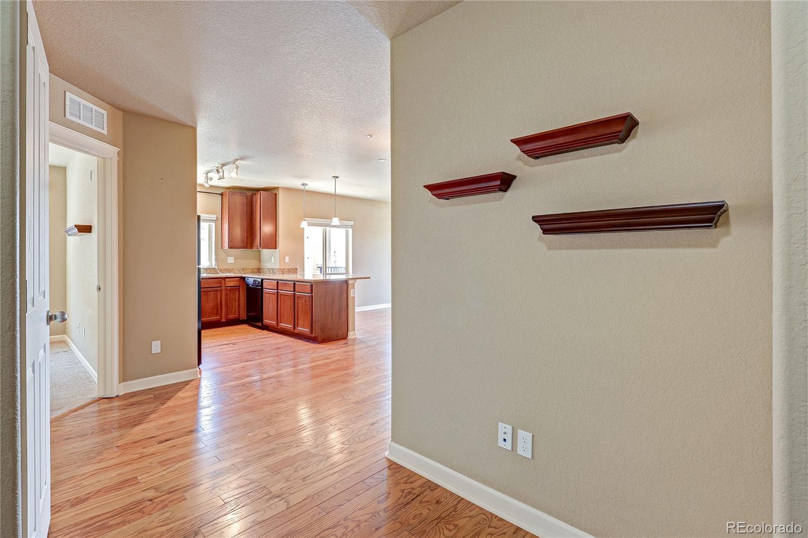 MLS Image #2 for 1162  rockhurst drive 204,littleton, Colorado
